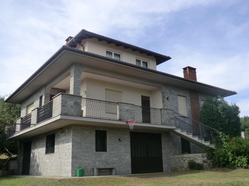 Casale Cadeloro Apartamento Nebbiuno Exterior foto