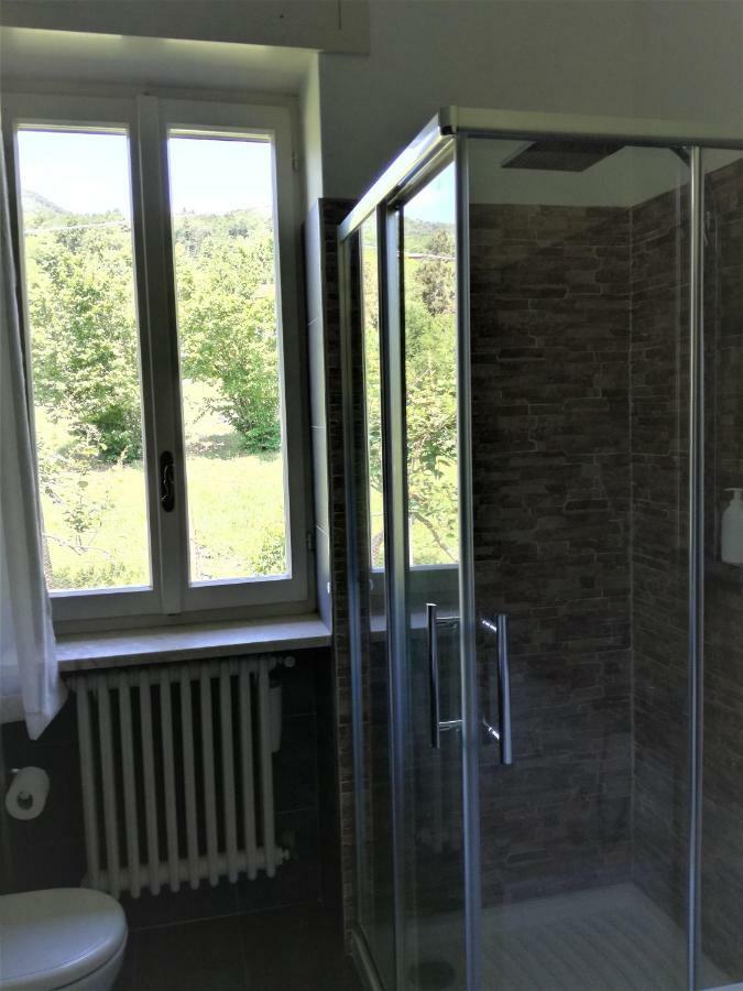 Casale Cadeloro Apartamento Nebbiuno Exterior foto